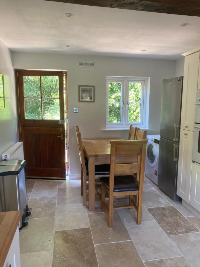 Honeysuckle Cottage Херефорд Экстерьер фото